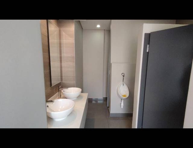 BUSINESS PROPERTY TO RENT IN ROSEBANK